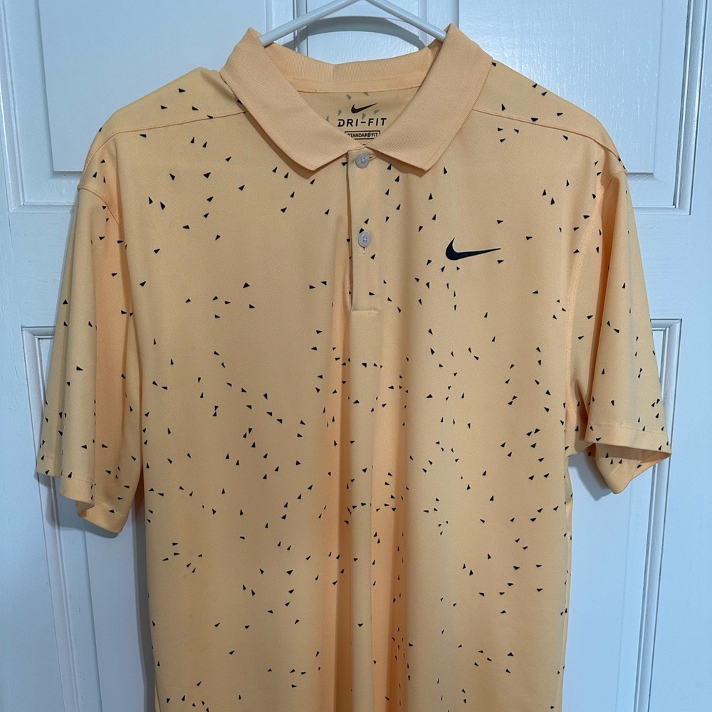 Men’s Large Nike Golf polo. Like new